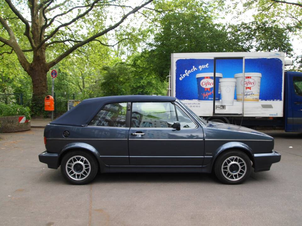 Image 3/148 of Volkswagen Golf Mk I Convertible 1.6 (1988)