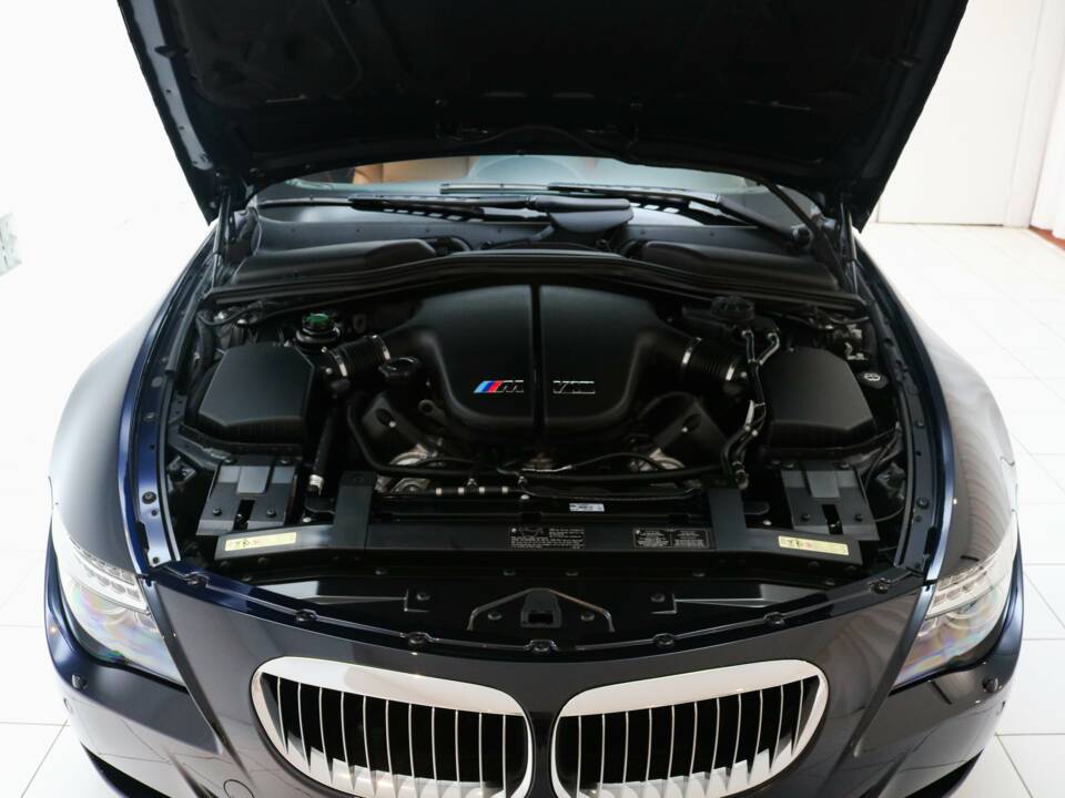 Afbeelding 11/13 van BMW M6 (2007)