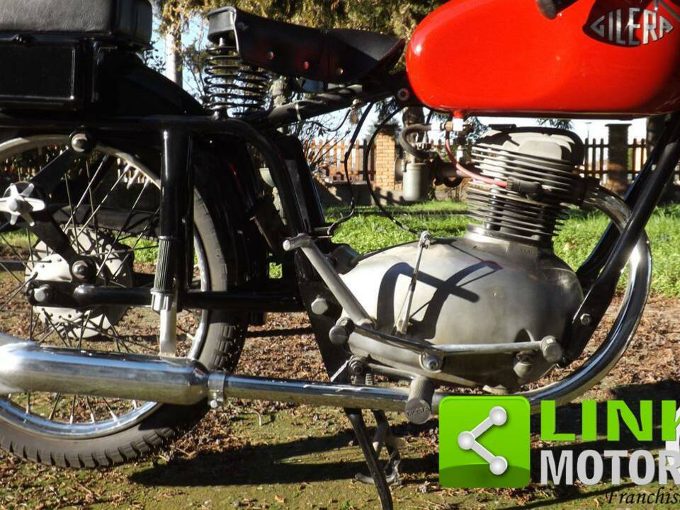 Image 7/10 of Gilera DUMMY (1953)