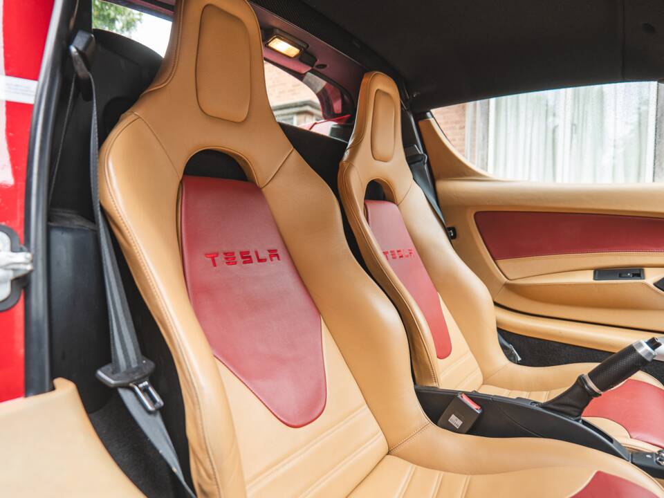 Image 39/50 de Tesla Roadster (2011)
