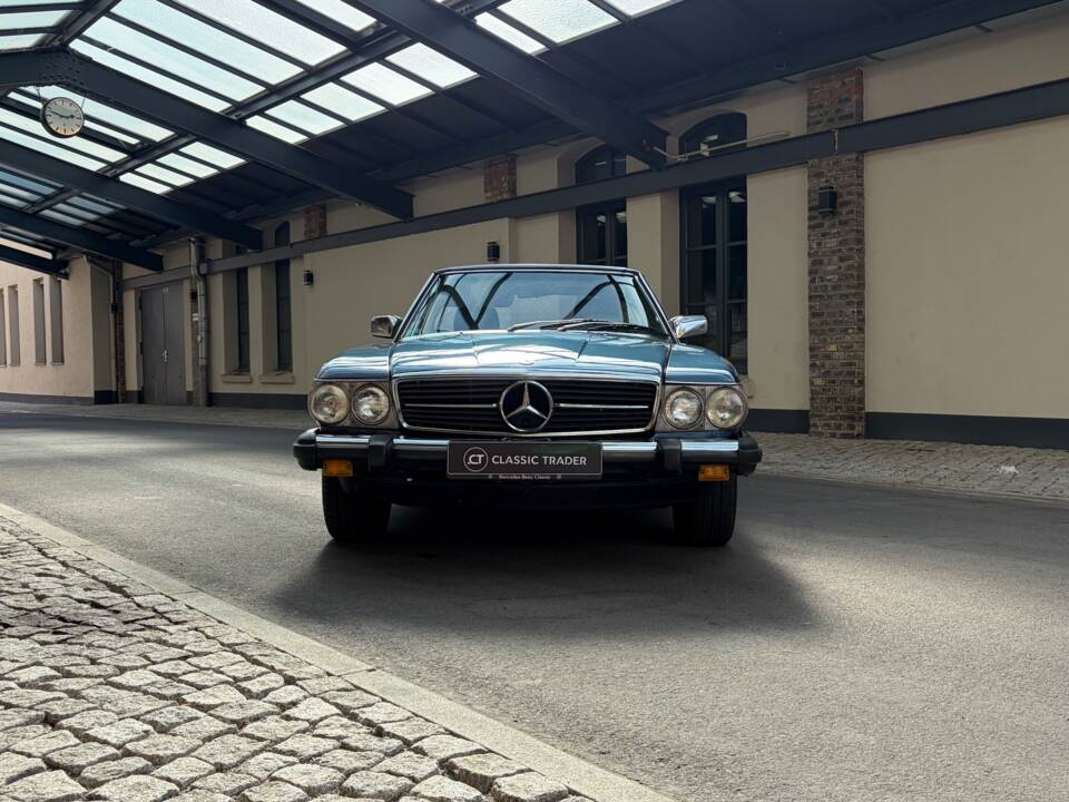 Image 8/88 of Mercedes-Benz 380 SL (1984)