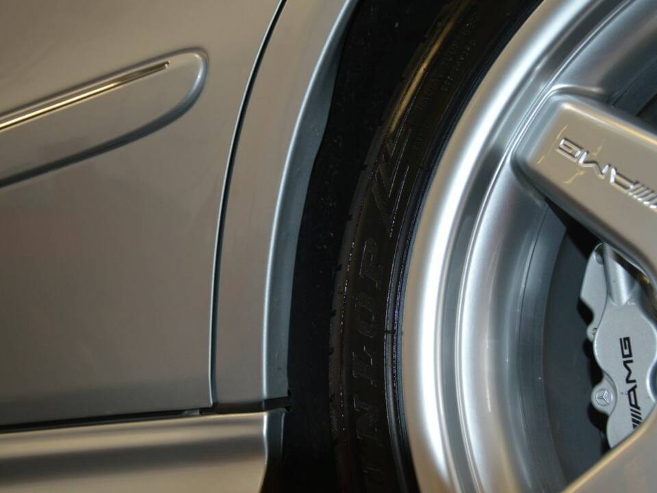 Imagen 72/100 de Mercedes-Benz E 55 AMG (2003)