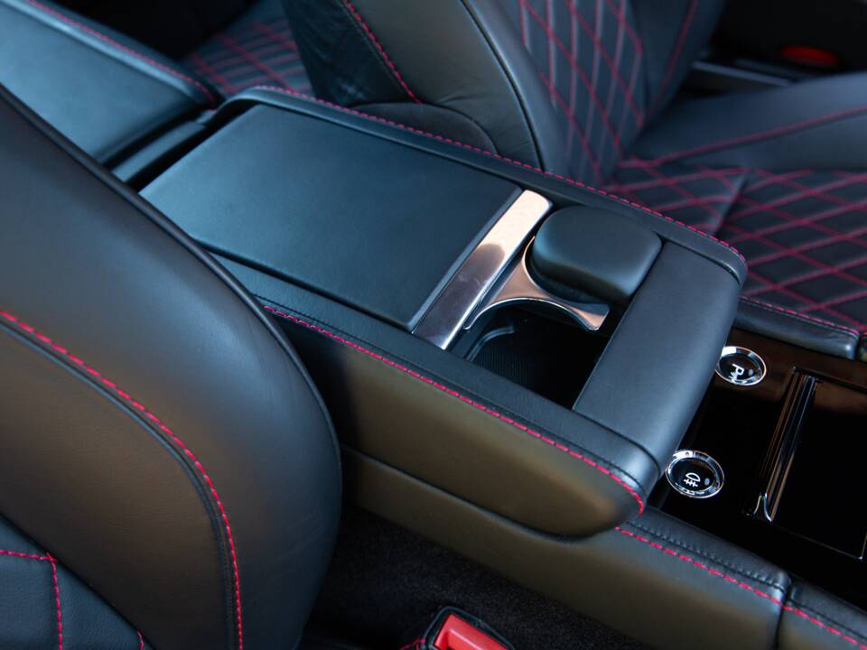 Afbeelding 67/69 van Aston Martin DBS (2012)