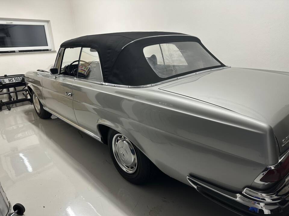 Bild 25/25 von Mercedes-Benz 280 SE (1968)