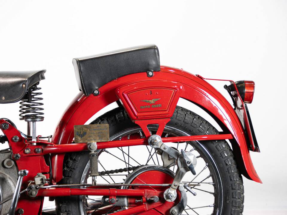 Bild 15/50 von Moto Guzzi Falcone Turismo (1960)