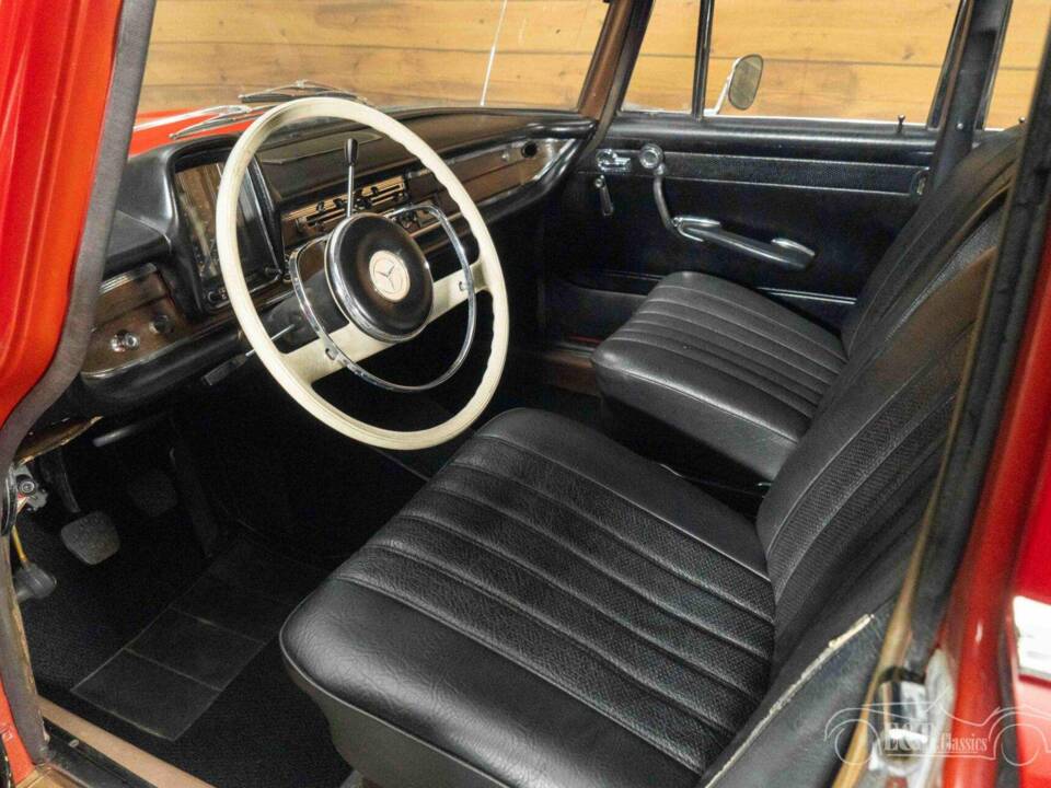 Bild 3/19 von Mercedes-Benz 230 S (1965)