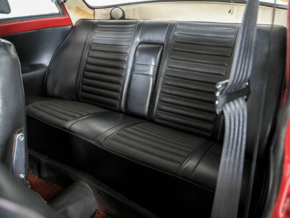 Immagine 36/50 di Volvo Amazon S (1968)