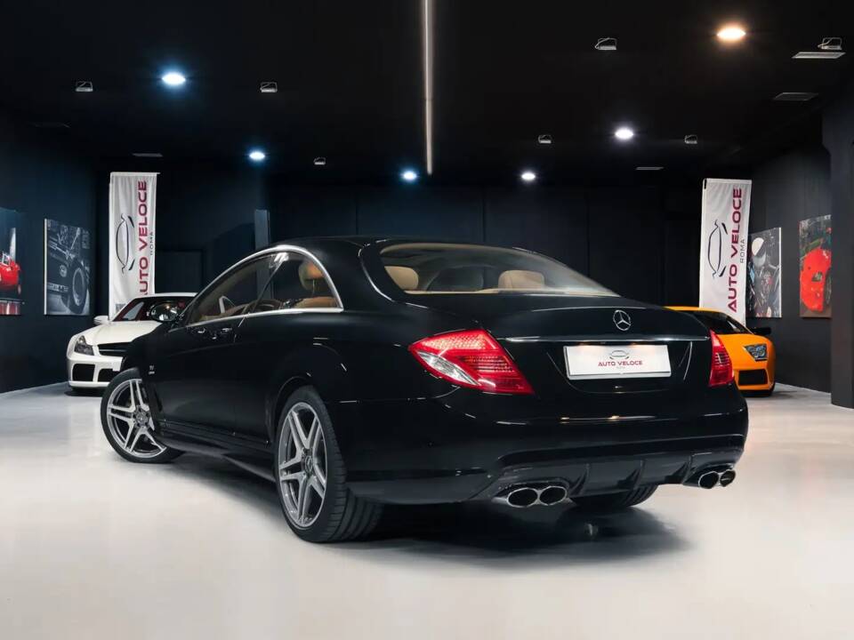 Image 10/40 of Mercedes-Benz CL 65 AMG (2008)