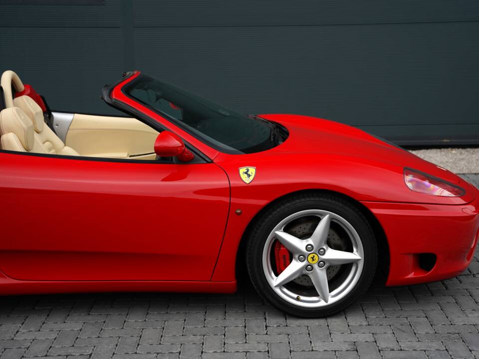 Image 24/50 of Ferrari 360 Spider (2004)