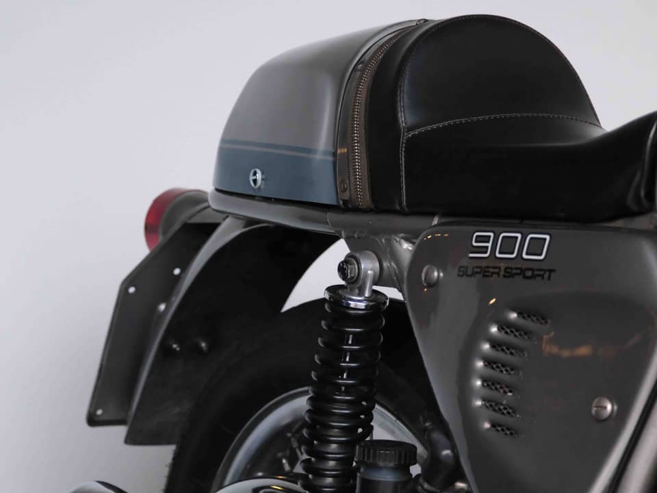 Image 22/75 of Ducati 900 SS (1976)