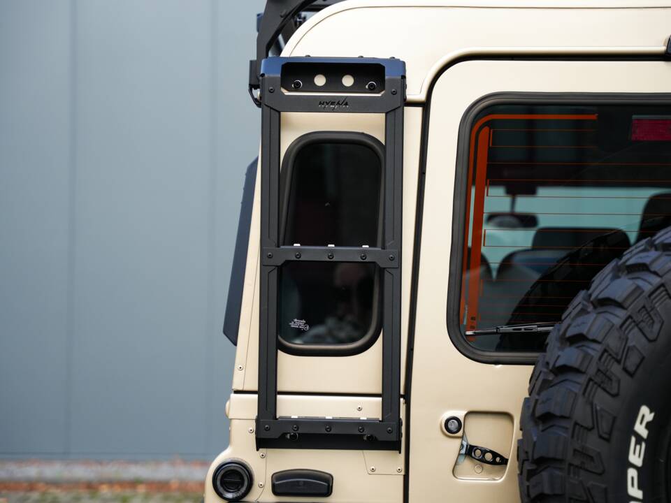 Bild 51/58 von Land Rover Defender 110 (2013)