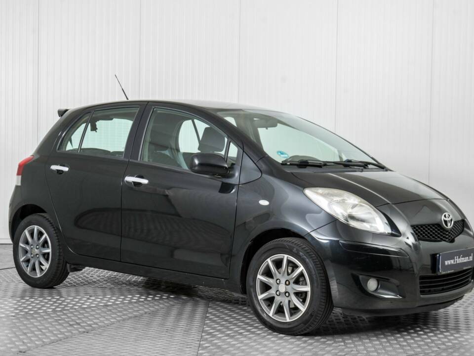 Bild 5/50 von Toyota Yaris 1.33 VVT-i (2011)