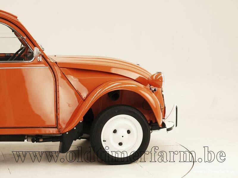 Image 10/15 of Citroën 2 CV 6 (1982)