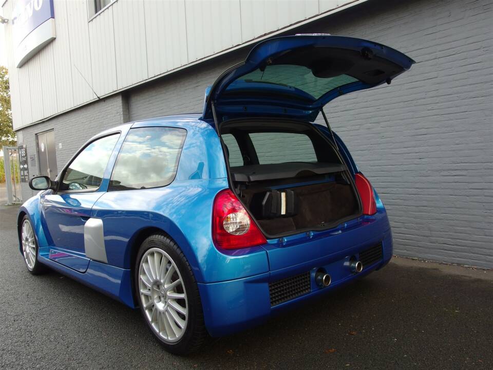 Imagen 65/100 de Renault Clio II V6 (2004)