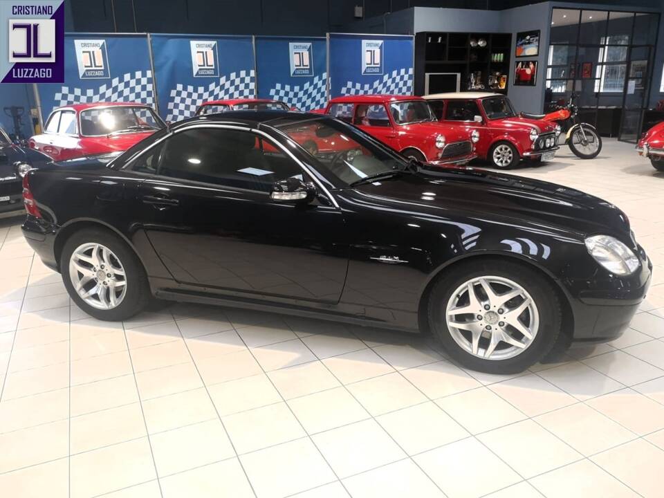 Image 7/72 de Mercedes-Benz SLK 200 Kompressor (2003)