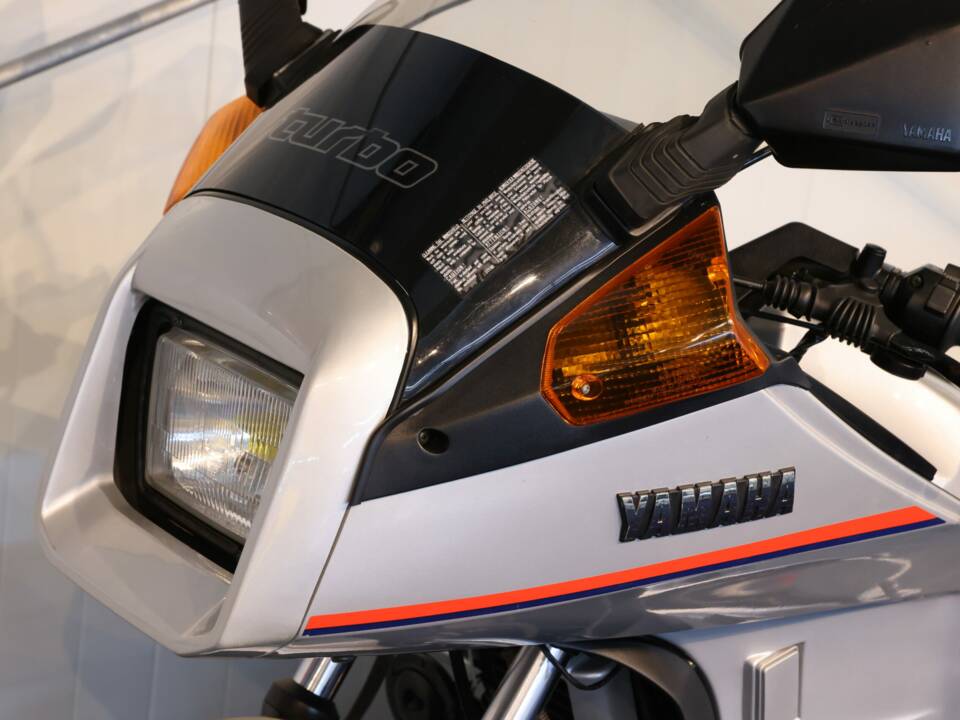Immagine 24/29 di Yamaha XJ 650 Turbo (1986)