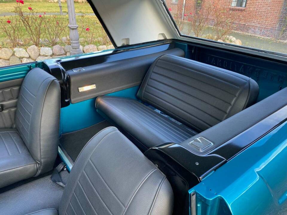 Image 14/27 of International Harvester Scout 800 (1967)