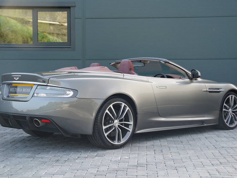 Image 4/50 of Aston Martin DBS Volante (2011)