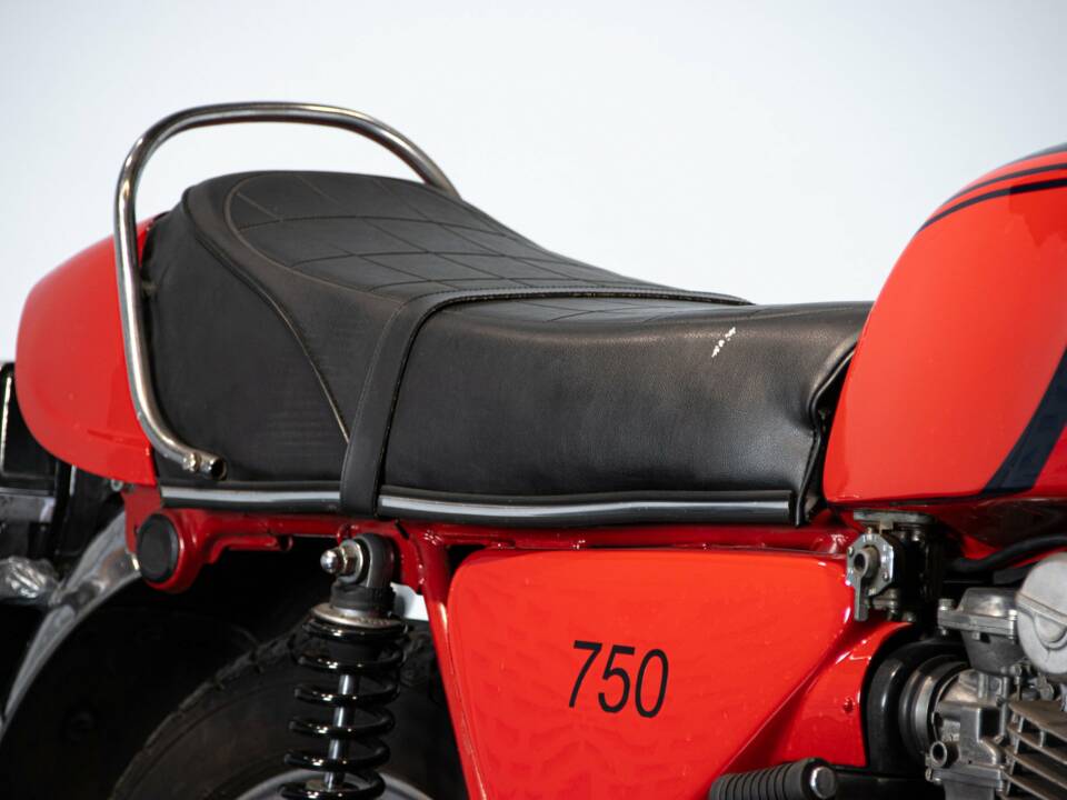 Immagine 31/50 di Yamaha DUMMY (1979)
