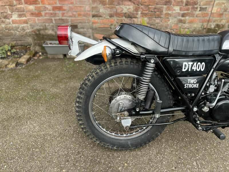 Image 13/16 of Yamaha DT 400 (1976)