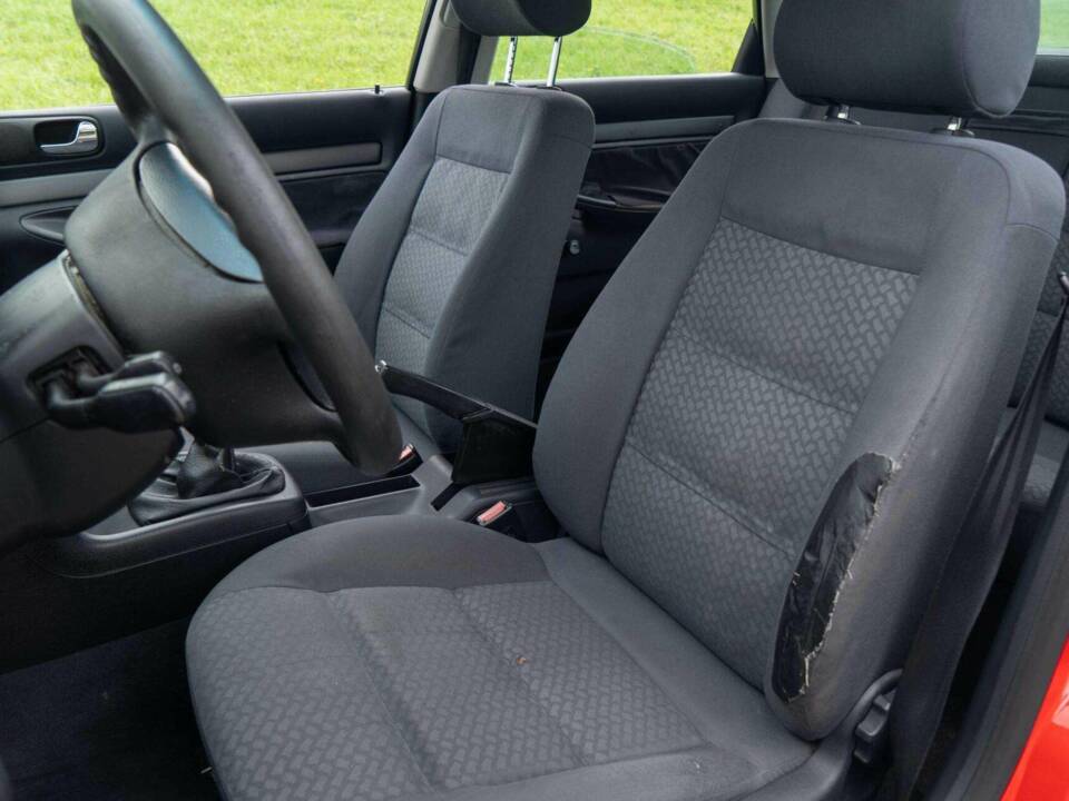 Image 8/40 de Audi A4 1.6 (1995)