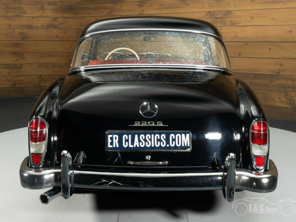 Bild 13/19 von Mercedes-Benz 220 S (1959)