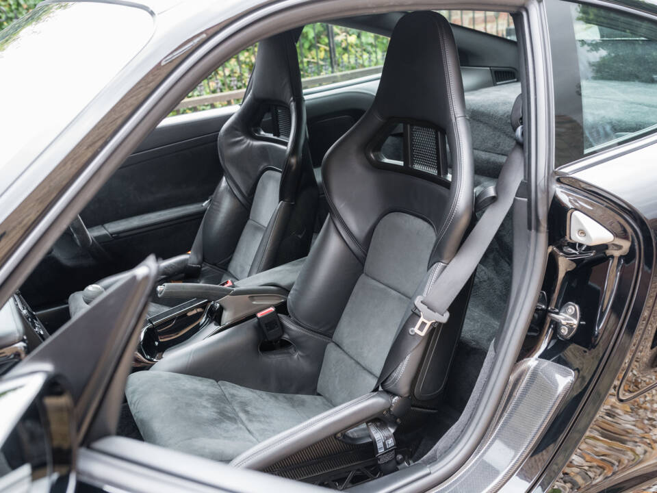 Image 27/47 of Porsche 911 GT2 (2009)