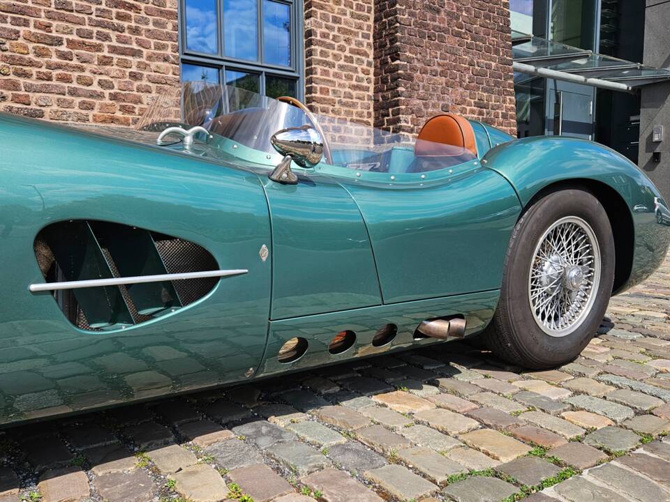 Image 4/65 de Aston Martin DBR1 (2018)
