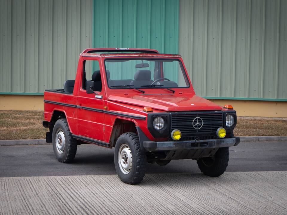 Immagine 1/42 di Mercedes-Benz 240 GD (SWB) (1979)