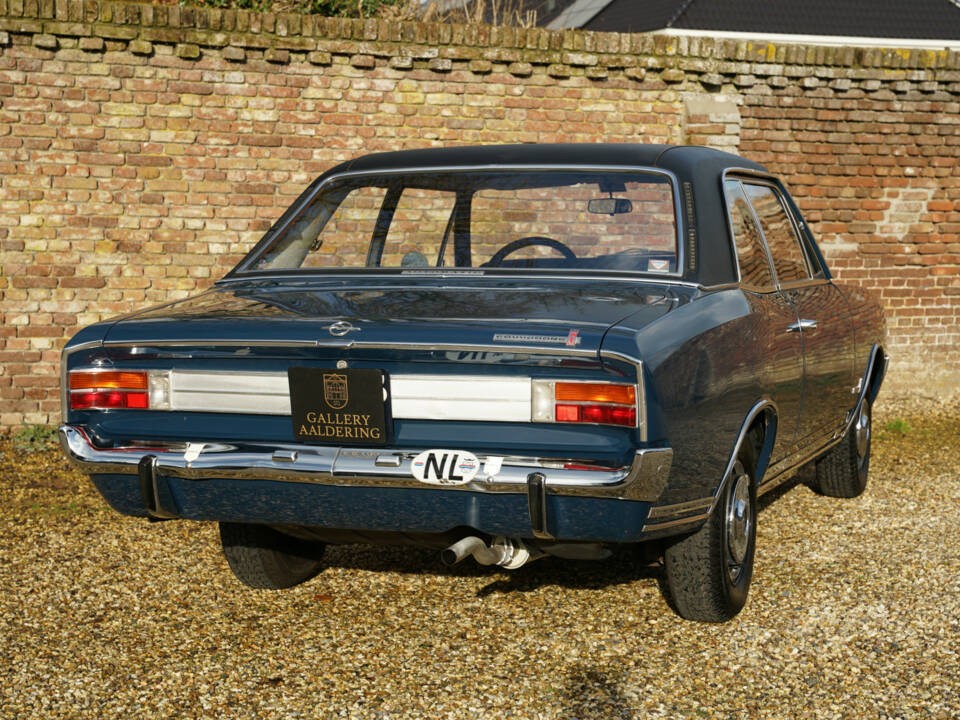 Image 19/50 de Opel Commodore 2,5 S (1970)