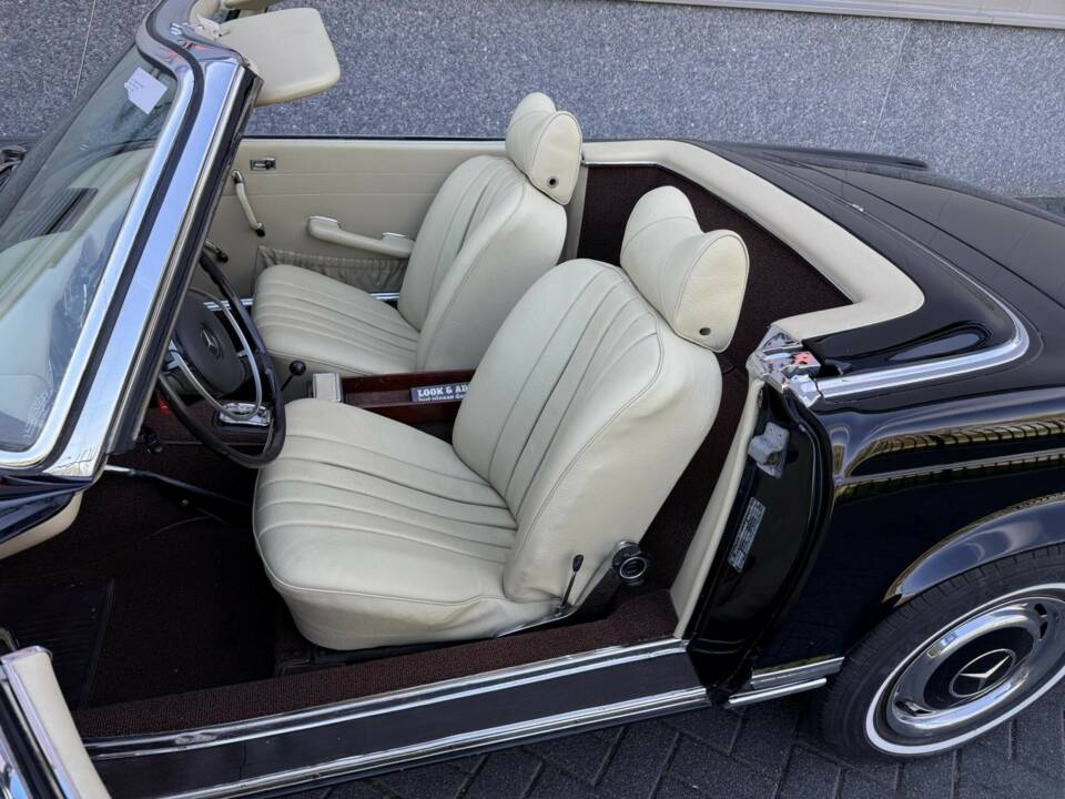Bild 17/38 von Mercedes-Benz 280 SL (1969)