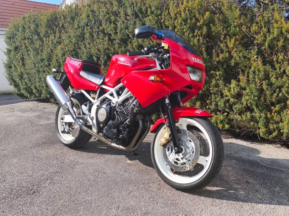 Image 1/18 of Yamaha TRX 850 (1995)