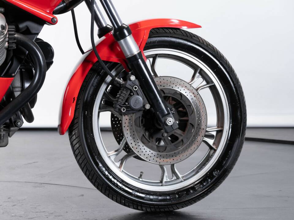 Bild 39/50 von Moto Guzzi DUMMY (1980)