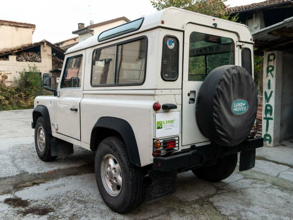 Afbeelding 6/23 van Land Rover Defender 90 Td5 (1999)