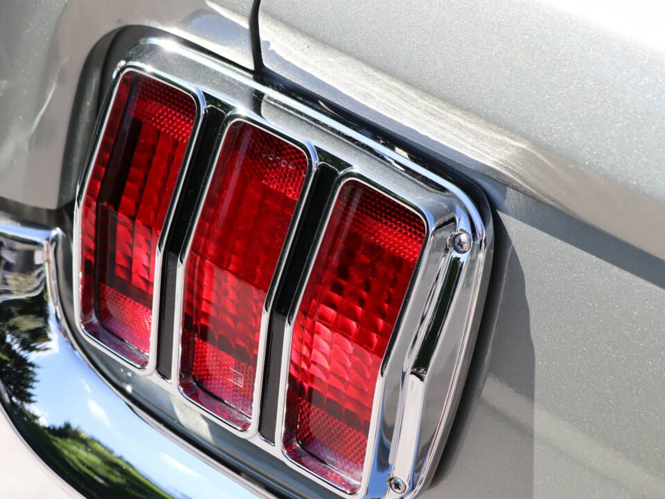 Image 14/50 de Ford Mustang 289 (1966)