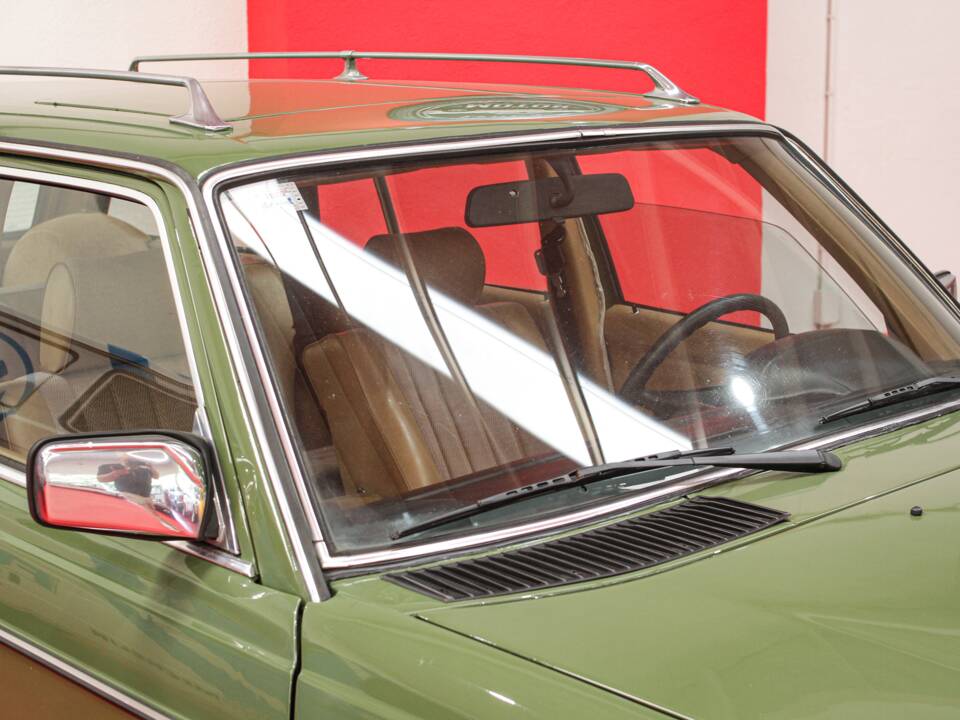 Bild 47/54 von Mercedes-Benz 250 T (1979)