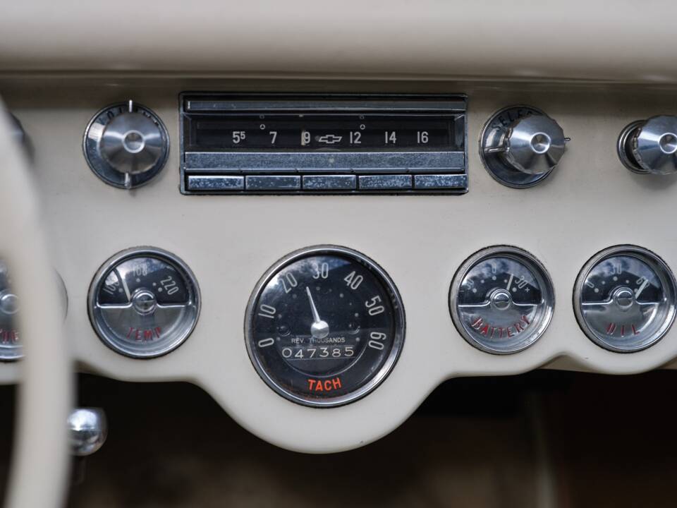 Image 30/36 of Chevrolet Corvette (1956)