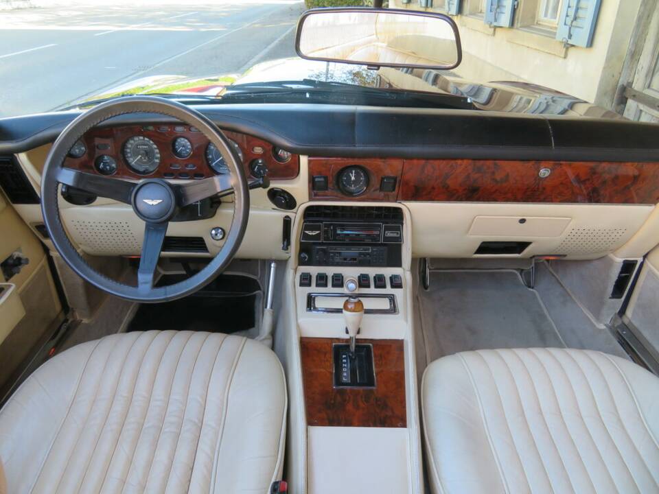 Bild 13/22 von Aston Martin V8 Volante (1980)