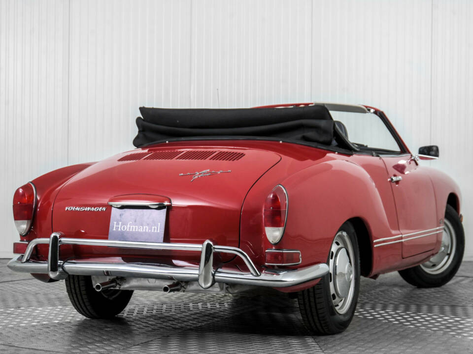 Bild 44/50 von Volkswagen Karmann Ghia 1600 (1971)