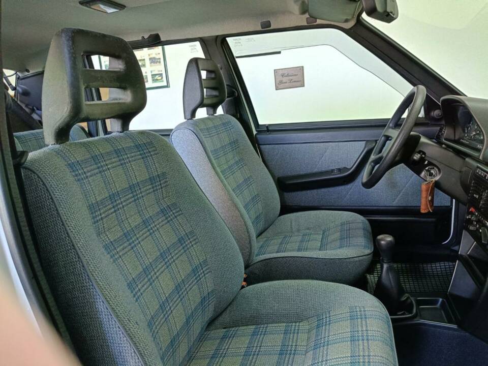 Afbeelding 37/44 van FIAT Uno 1.1 i.e. (1992)