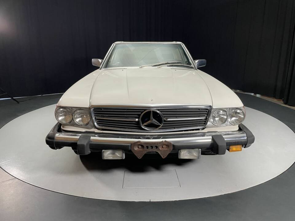 Image 3/8 of Mercedes-Benz 380 SL (1983)