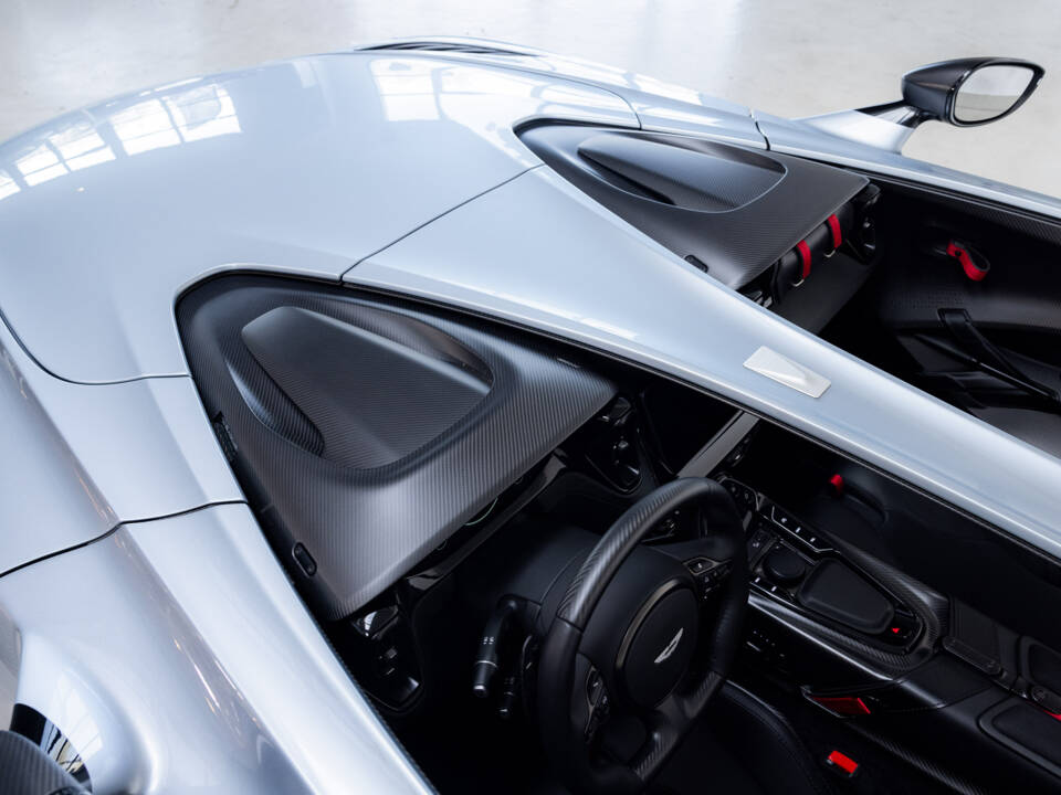 Bild 29/47 von Aston Martin V12 Speedster (2021)