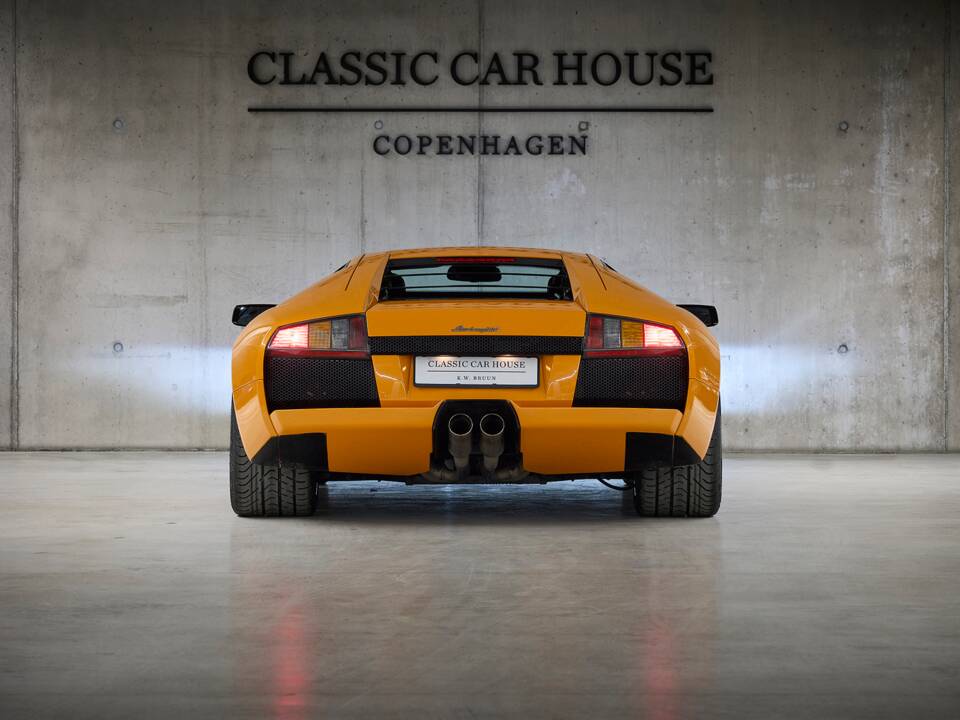 Image 26/99 of Lamborghini Murciélago (2003)