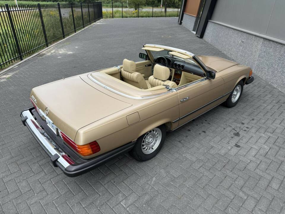 Obraz 10/50 pojazdu Mercedes-Benz 380 SL (1983)