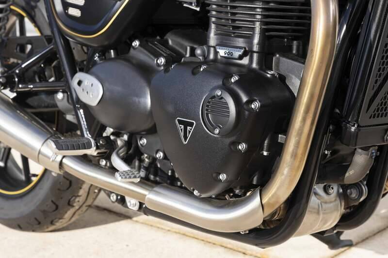 Immagine 21/42 di Triumph Street Twin Bonneville (2021)