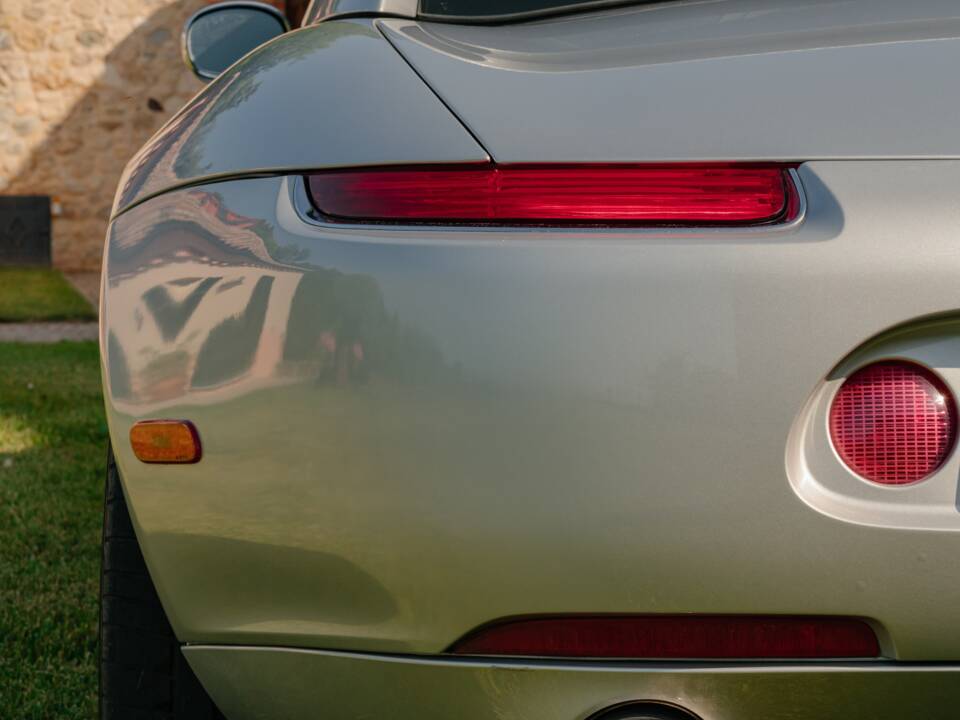 Image 63/185 of BMW Z8 (2001)
