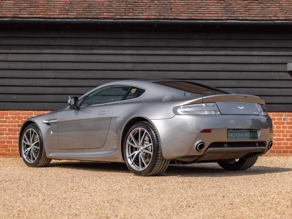 Bild 3/64 von Aston Martin V8 Vantage (2010)