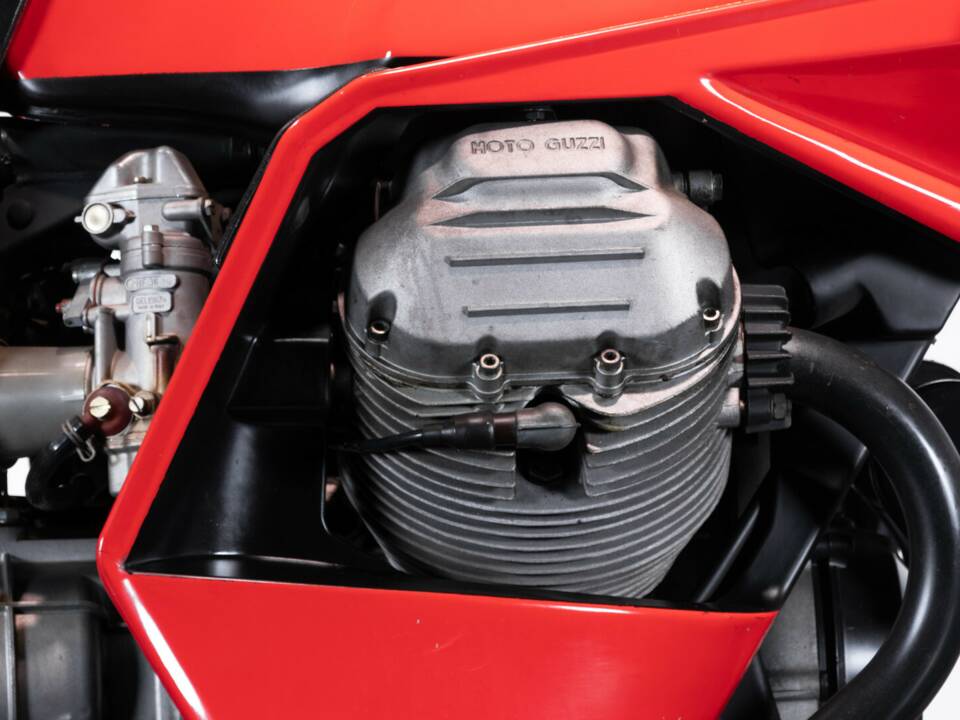 Bild 43/50 von Moto Guzzi DUMMY (1980)