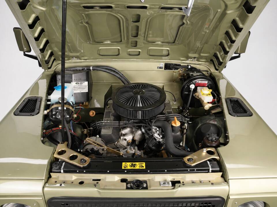 Bild 3/47 von Land Rover 90 (1990)