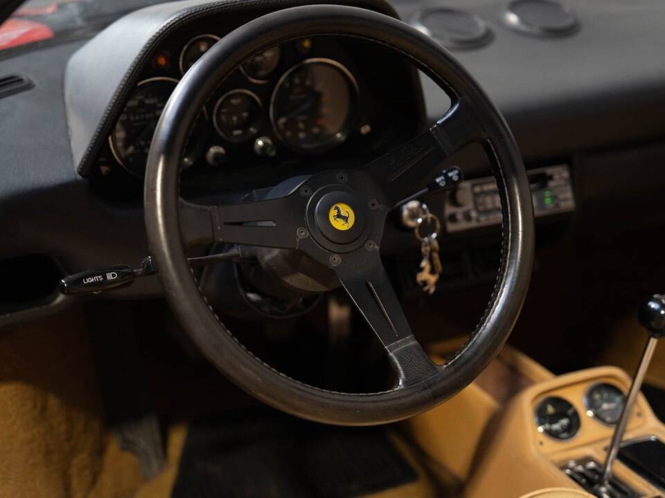Bild 58/85 von Ferrari 308 GTSi Quattrovalvole (1985)